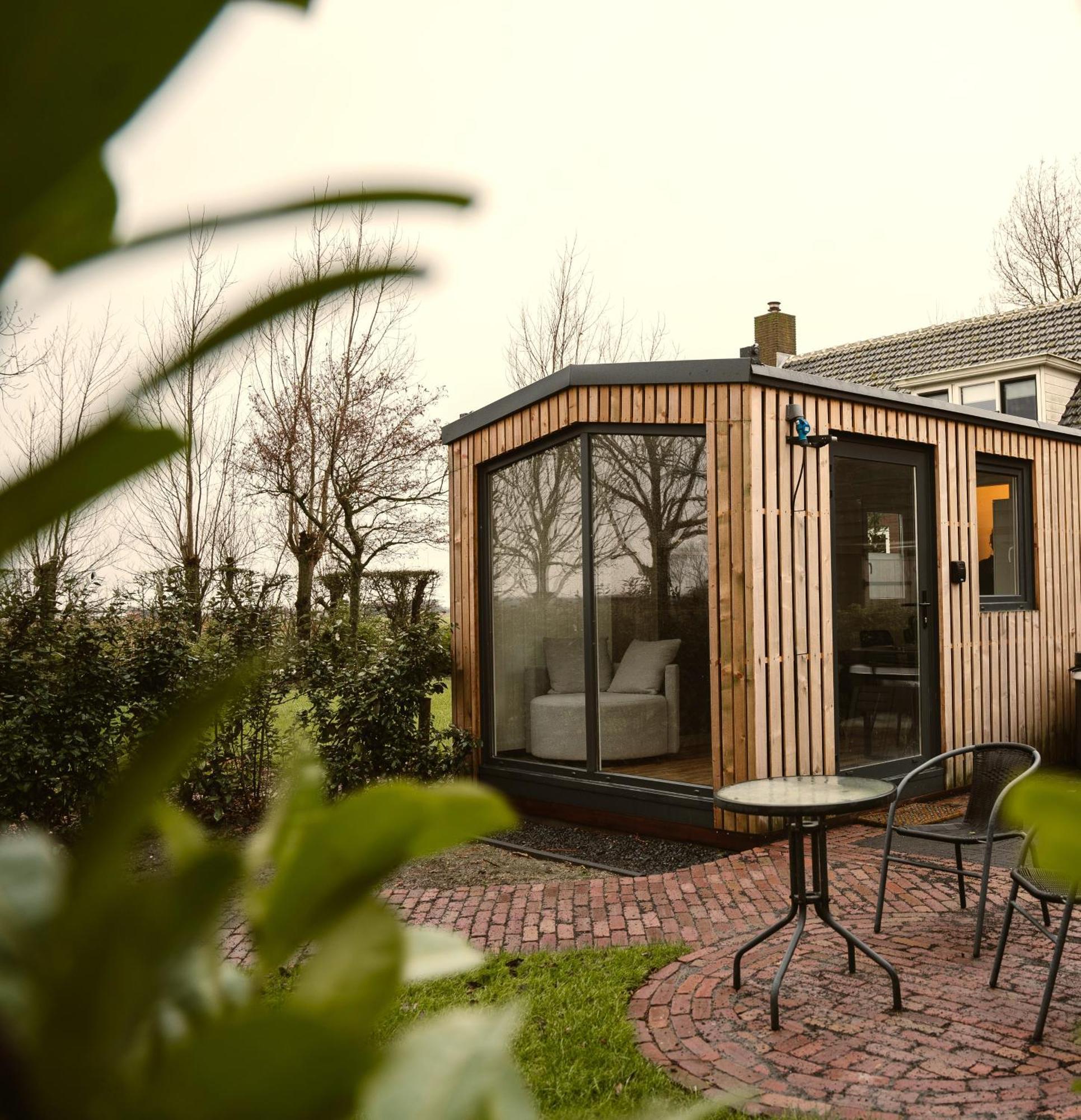 Luxe Tiny House Incl Jacuzzi En Strandhuisje In Zomerseizoen Meliskerke Exterior photo