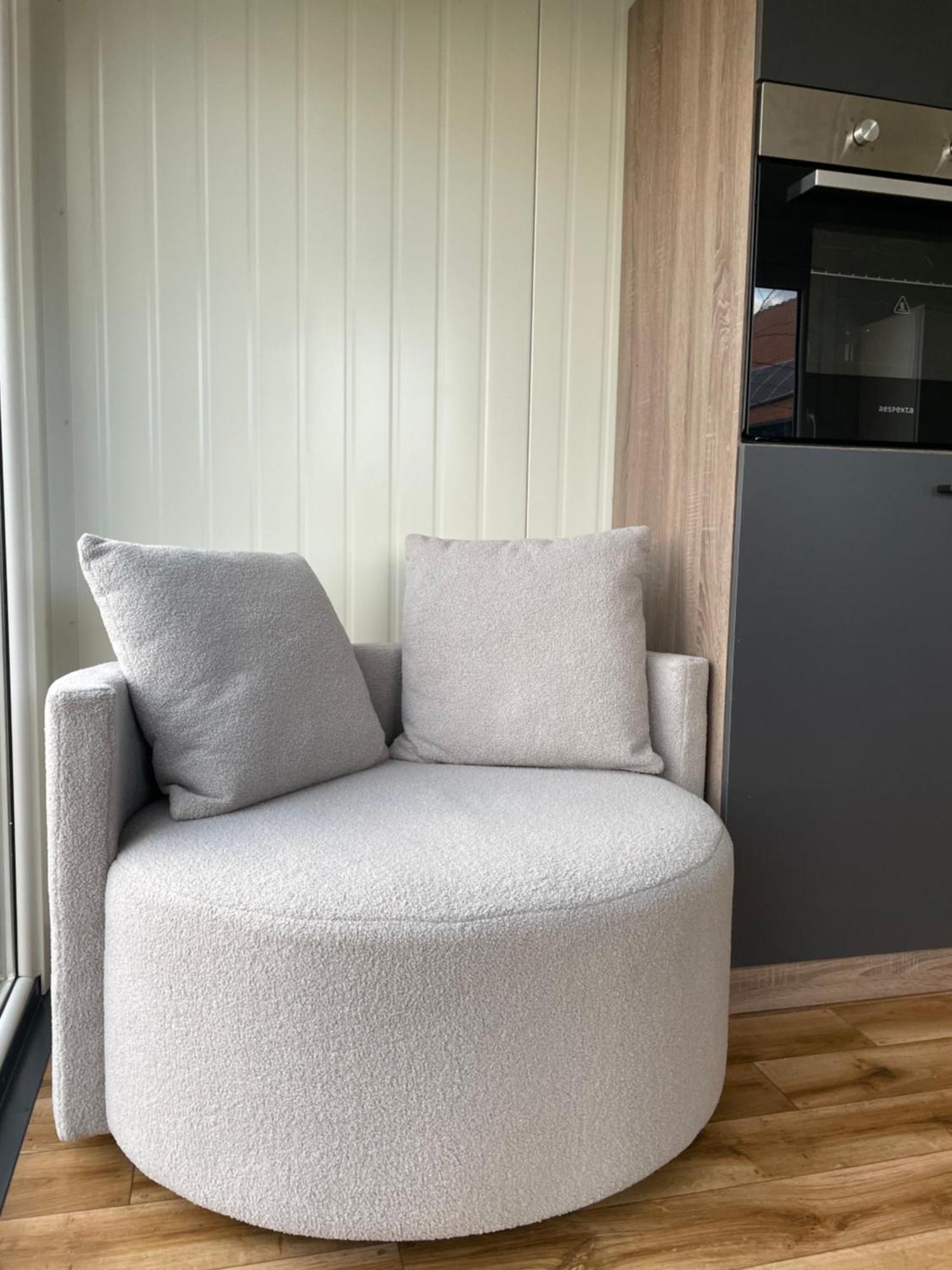 Luxe Tiny House Incl Jacuzzi En Strandhuisje In Zomerseizoen Meliskerke Exterior photo